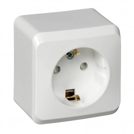 PA16-004B Розетка 2К+З со шторками , белая, откр.проводки (уп.17шт)