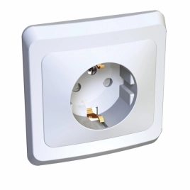 PC16-004B Розетка 2К+З со шторками , белая, скр.проводки (уп.20шт)