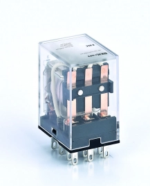 23883DEK Промежуточное реле 3 конт. с LED инд. 5А 230В AC ПР-102